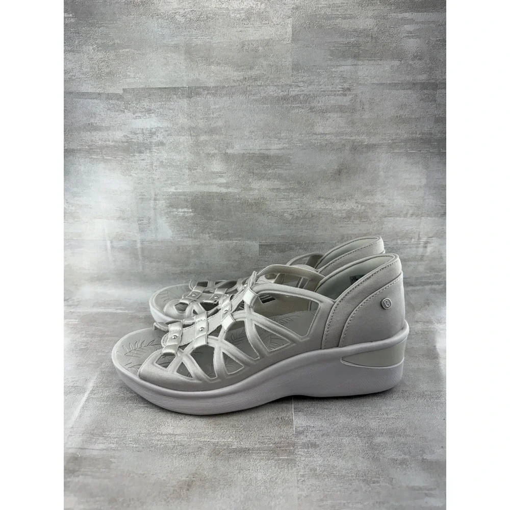 Bzees Sapphire Silver Studded Cage Wedge Sandals Women Sz 11M Light Gray Slip On